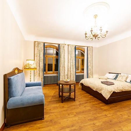 Апартаменты Cozy Storie'S Ap, 47Sqm, Renovated 2020, Free Parking Рига Экстерьер фото