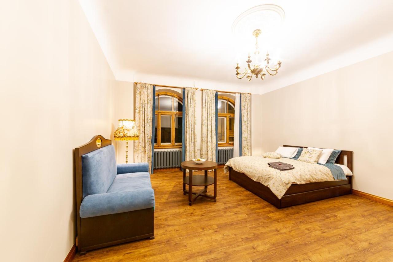 Апартаменты Cozy Storie'S Ap, 47Sqm, Renovated 2020, Free Parking Рига Экстерьер фото